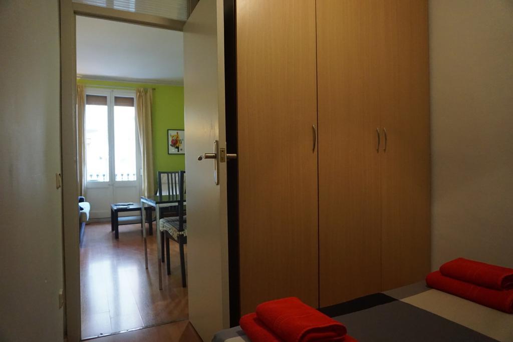 Aparteasy - Montjuic & Fira Barcelona Luaran gambar