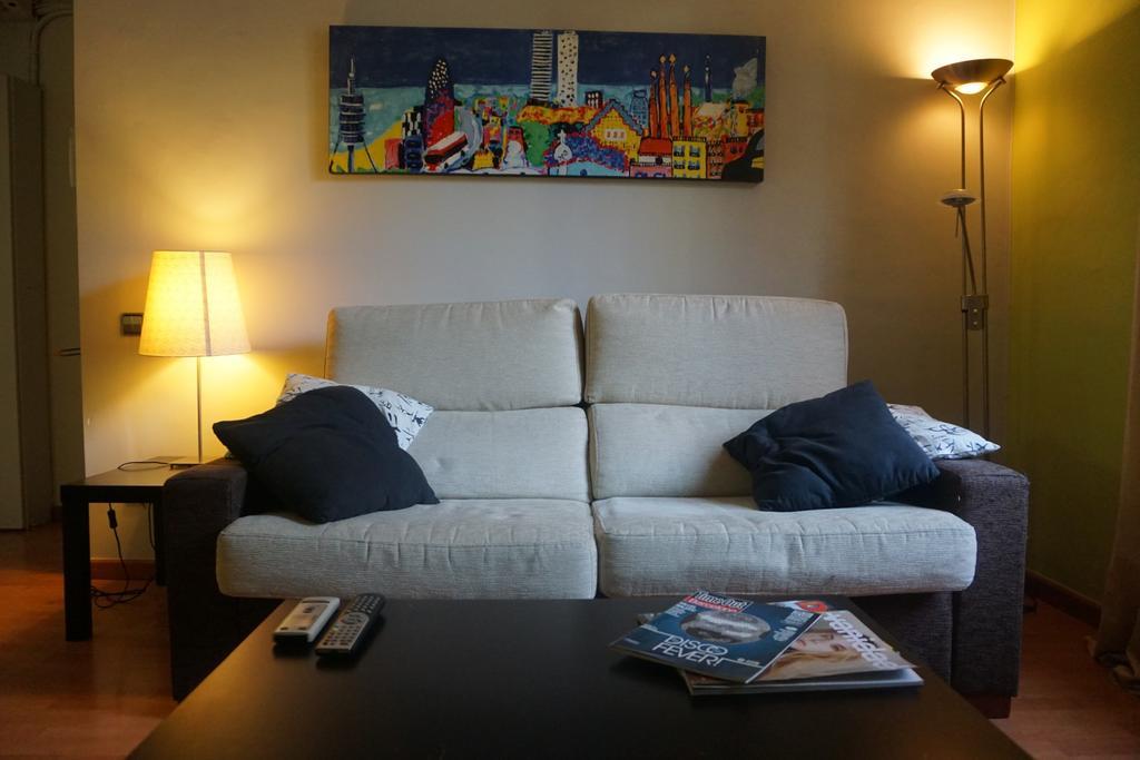 Aparteasy - Montjuic & Fira Barcelona Luaran gambar